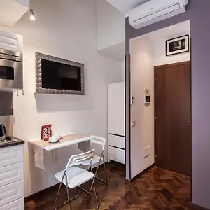 ** Konukevi Vite İtalya